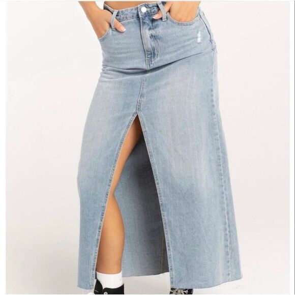 RSQ Medium Wash Denim Maxi Skirt Size 30 New - Picture 1 of 7